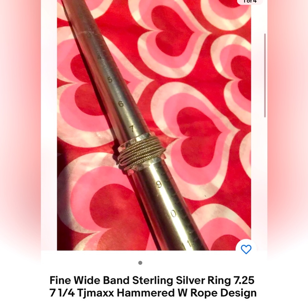 Lovely ring, Unique 7.25
Hammered rope design, tjmaxx a few years back
